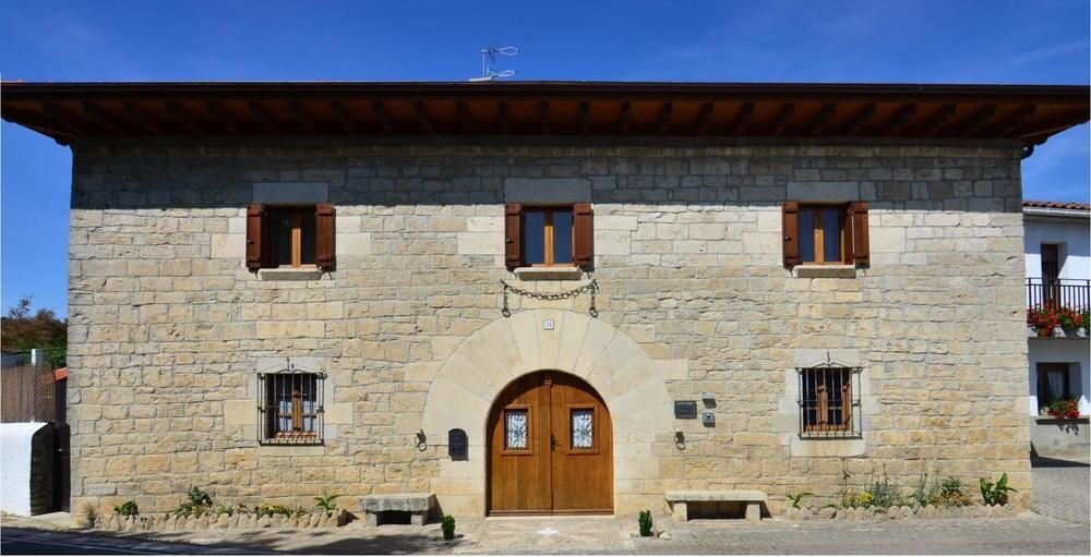 Гостевой дом Casa De La Cadena Асиайн Экстерьер фото
